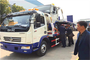 甘德汽车道路救援拖车价格